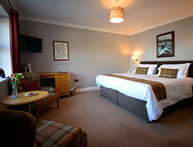 Spacious King Size Double Bedrooms with En Suite Shower Rooms and WIFI Internet Access at Heatherfield House