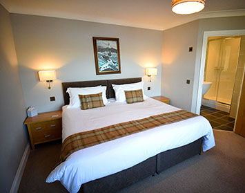 King Size En Suite Double Bedrooms at Heatherfield House Bed and Breakfast in Portree