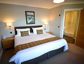 King Size En Suite Double Bedrooms at Heatherfield House Bed and Breakfast in Portree