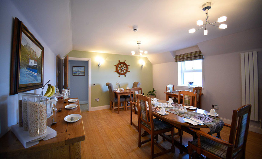 Heatherfield House Bed and Breakfast near Portree contains a large breakfast room where a full cooked or continental breakfast is served