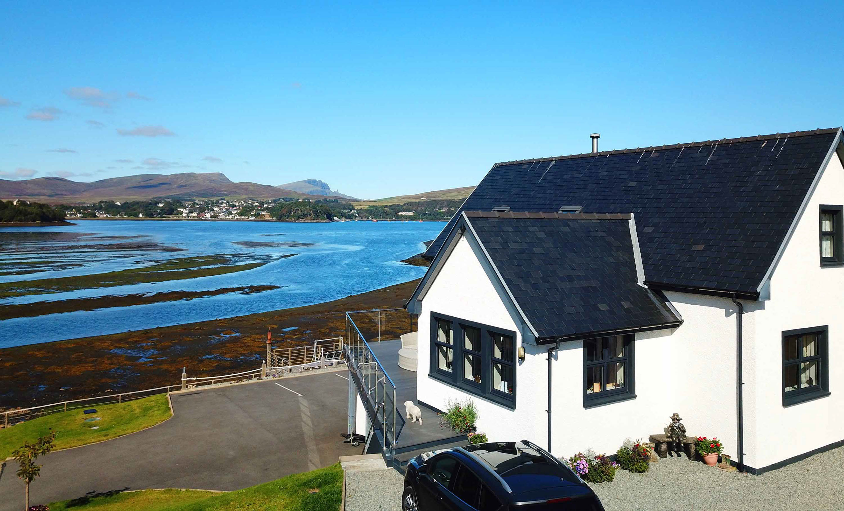 Enjoy stunning sea views at Heatherfield House Bed and Breakfast near Portree on the Isle of Skye